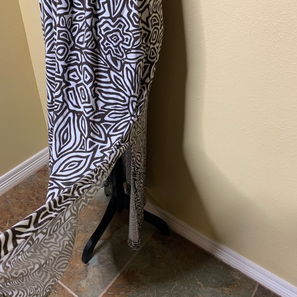 Banana Republic Maxi Dress - Picture 4 of 11
